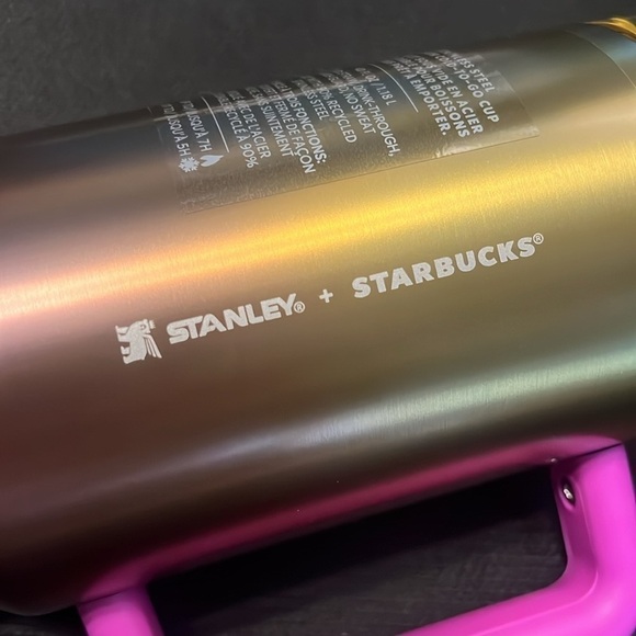 2024 Starbucks Exclusive Stanley Sunset Gradient 40 oz. Mug NEW NEVER USED - Picture 2 of 7